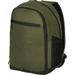 Plecak miejski PCU300 - khaki. Brązowe plecaki męskie 4f, bez wzorów. W wyprzedaży za 59.99 zł.