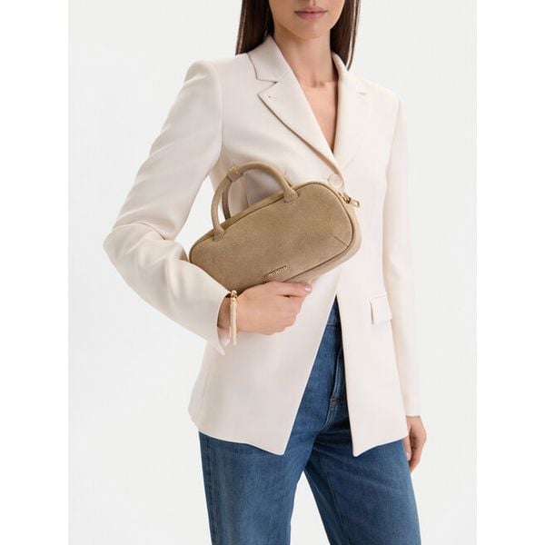 Torebka GINO ROSSI. Brązowe torebki klasyczne damskie Gino Rossi, bez wzorów, bez dodatków. Za 329.99 zł.