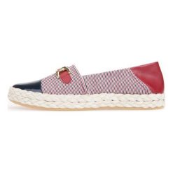 Geox baleriny damskie Modesty 37 czerwone. Czerwone baleriny damskie Geox, bez wzorów, bez obcasa. W wyprzedaży za 312.00 zł.