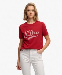 Superdry Koszulka Varsity Script z bawełny organicznej 100% – relaxed fit –. Czerwone topy sportowe damskie Superdry., bez wzorów, z bawełny, bez ramiączek. Za 179.30 zł.