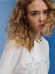 Naszyjnik z muszlami na sznurku - wielobarwny. Naszyjniki damskie Sinsay. Za 12.99 zł.