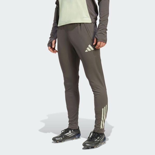 Spodnie Real Madrid Tiro 25 Competition Training. Szare spodnie materiałowe męskie Adidas, bez wzorów, sportowe. Za 279.00 zł.