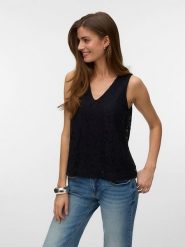 Vero Moda Bluzka w kolorze czarnym rozmiar: L. Czarne bluzki damskie Vero Moda, l, bez wzorów, z koronki, bez kołnierzyka, bez ramiączek. Za 111.84 zł.