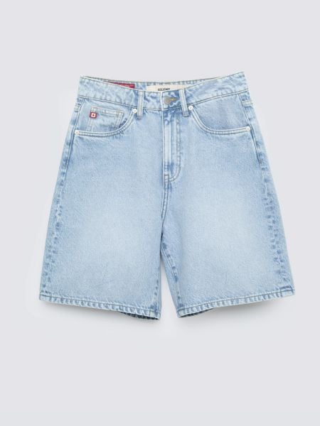 Szorty damskie jeansowe niebieskie Selene 101. Niebieskie szorty damskie Big Star, bez wzorów, z bawełny, eleganckie, z podwyższonym stanem. Za 159.99 zł.