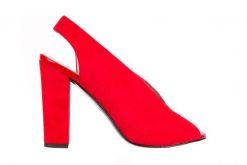 Sandały Bayla-056 8043-28 Czerwone Sandały, Skóra naturalna - 36. Czerwone sandały damskie Bayla, bez wzorów, ze skóry, bez obcasa, na obcasie. W wyprzedaży za 134.10 zł.