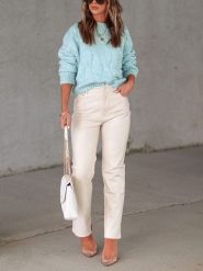 Milan Kiss Sweter w kolorze błękitnym rozmiar: S. Niebieskie swetry klasyczne damskie Milan Kiss, s, ze splotem, bez kołnierzyka. Za 152.99 zł.