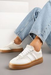 Biało-Beżowe Sneakersy Tenisówki Ozdobione Paskami Falaviela. Białe trampki i tenisówki damskie Renee, bez wzorów, z jeansu. Za 79.99 zł.
