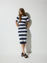 Bawełniana sukienka maxi - granatowy. Niebieskie sukienki damskie Reserved, l, bez wzorów, z bawełny, bez kołnierzyka, bez ramiączek, maxi, dopasowane. Za 119.99 zł.