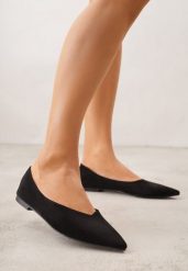 Czarne Balerinki z Imitacji Zamszu z Noskiem w Szpic Egynome. Czarne baleriny damskie Born2be, bez wzorów, z jeansu, bez obcasa. Za 79.99 zł.