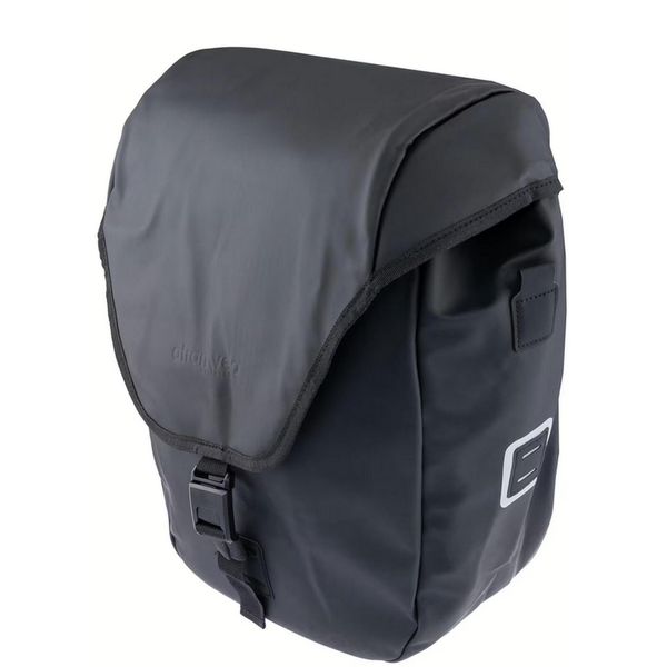 Torba na bagażnik rowerowy „Commuter Side”, czarna. Czarne torebki klasyczne damskie ATRAN VELO, bez wzorów, matowe, bez dodatków. Za 268.65 zł.