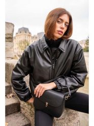 Maison héritage PARIS Skórzana torebka "Peny" w kolorze czarnym - 23 x 16 x 8 cm rozmiar: onesize. Czarne torebki klasyczne damskie maison héritage PARIS, bez wzorów, z materiału, bez dodatków. Za 339.99 zł.