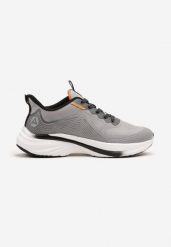 Jasnoszare Buty Sportowe Sneakersy Ozdobione Tłoczonym Wzorem Axevia. Szare buty sportowe na co dzień męskie Born2be, z dresówki, bez zapięcia. Za 99.99 zł.