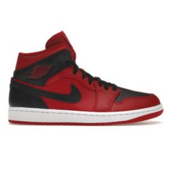 Buty sportowe Air Jordan 1 Mid Reverse Bred. Czerwone buty sportowe na co dzień męskie Jordan, bez zapięcia. Za 799.00 zł.
