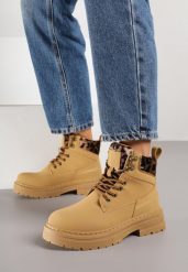 Brązowe Trapery Zdobione Wzorzystymi Wstawkami Vetiane. Brązowe trapery damskie Born2be, z jeansu, bez obcasa. Za 119.99 zł.