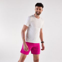 Koszulka do biegania męska Kiprun Run 900 Ultra. Białe t-shirty sportowe męskie KIPRUN, na wiosnę, l, z elastanu, bez ramiączek, do biegania. Za 129.99 zł.