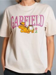 Koszulka Garfield - kremowy. Białe t-shirty damskie Sinsay, l, bez wzorów, bez kołnierzyka. W wyprzedaży za 27.99 zł.