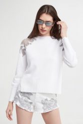 Sweter damski z koronką ERMANNO FIRENZE. Swetry klasyczne damskie Ermanno Firenze, z koronki, bez kołnierzyka. W wyprzedaży za 1,111.53 zł.