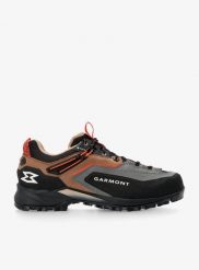 Buty na via ferraty męskie Garmont Akron GTX. Brązowe buty trekkingowe męskie Garmont, z gore-texu, bez zapięcia, trekkingowe, gore-tex. Za 879.99 zł.