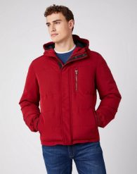 ZIMOWA KURTKA MĘSKA WRANGLER THE BODYGUARD BIKING RED W4D7WWX2G 112141360. Czerwone kurtki męskie Wrangler, na zimę, m, bez wzorów, bez kaptura. Za 369.99 zł.