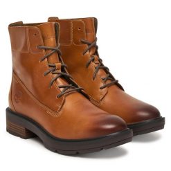 Trzewiki Timberland. Brązowe botki damskie Timberland, bez obcasa, na płaskiej podeszwie, bez zapięcia. Za 799.99 zł.