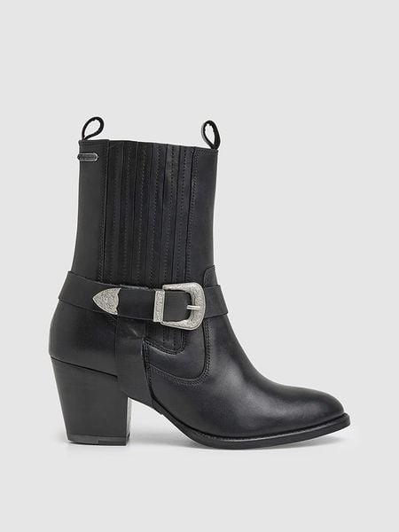 Pepe Jeans FOOTWEAR Skórzane botki "Luna Rock" w kolorze czarnym rozmiar: 38. Czarne botki damskie Pepe Jeans FOOTWEAR, z jeansu, eleganckie, bez obcasa, bez zapięcia. Za 349.95 zł.