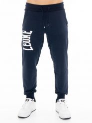Spodnie męskie Leone Basic z dużym logo z nieczesanej bawełny. Niebieskie spodnie sportowe męskie LEONE 1947 APPAREL, z bawełny. Za 126.26 zł.