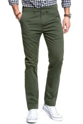 LEVI’S SPODNIE MĘSKIE 502 True Chino 521630002. Brązowe spodnie materiałowe męskie Levi's, bez wzorów, z materiału. W wyprzedaży za 99.99 zł.