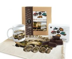 Rosomak — paczka (Zawartość paczki: koszulka, torba, kubek, słodycze; Rozmiar koszulki / bluzy: L (damska); Kolor koszulki / bluzy: jasnoszary melanż;. Szare t-shirty damskie nikiniki, l, bez wzorów, z bawełny, bez kołnierzyka. Za 169.00 zł.