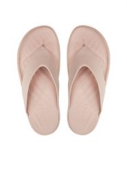 Crocs Japonki 209410 Beżowy. Brązowe klapki damskie Crocs, bez wzorów, z tworzywa sztucznego, bez obcasa. Za 169.99 zł.