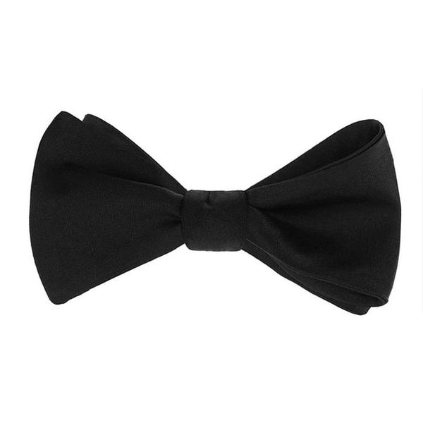 Jedwabna Mucha Wiązana - His Story - Czarna. Czarne krawaty i muchy męskie His Story, z aplikacjami, z jedwabiu, eleganckie. Za 99.00 zł.