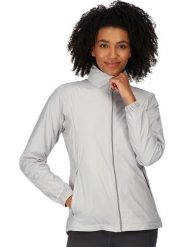 Regatta Kurtka przeciwdeszczowa "Corinne IV" w kolorze jasnoszarym rozmiar: 40. Szare kurtki przeciwdeszczowe damskie Regatta, m, bez kaptura. Za 130.95 zł.