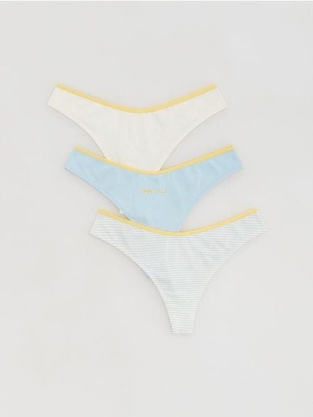 Majtki stringi 3 pack - jasnoniebieski. Niebieskie stringi damskie Reserved, l, bez wzorów, z bawełny. Za 39.99 zł.