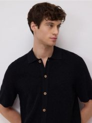 Sweter z dodatkiem lnu - czarny. Czarne swetry męskie Reserved, l, bez wzorów, z dzianiny, bez kołnierzyka. Za 129.99 zł.