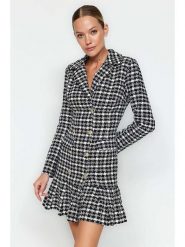 Trendyol Sukienka w kolorze czarno-białym rozmiar: 36. Białe sukienki damskie Trendyol, na co dzień, bez wzorów, z bawełny, bez kołnierzyka, bez ramiączek, mini, proste. Za 69.58 zł.