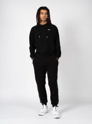 Fila Bluza "Braives Reglan" | FAM0341 | Mężczyzna | Czarny. Czarne bluzy bez kaptura męskie Fila, l, z bawełny. W wyprzedaży za 179.00 zł.