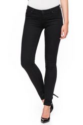 SPODNIE DAMSKIE LEE TOXEY BLACK RINSE L527EE47. Czarne spodnie materiałowe damskie Lee, bez wzorów, z denimu. W wyprzedaży za 79.99 zł.