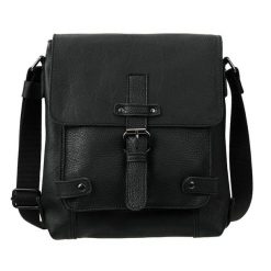 Męska torba na ramię Canaletto – miękka skóra licowa i niklowane detale TM253. Czarne torby męskie na ramię bez wzorów, ze skóry, na ramię. Za 299.25 zł.