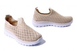 ARTIKER RELAKS 56C1011 beżowy, półbuty damskie. Brązowe półbuty damskie Artiker Relaks, bez wzorów, bez obcasa. Za 84.99 zł.