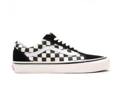 Buty Vans Old Skool Noir/Blanc. Białe buty sportowe na co dzień damskie Vans, bez wzorów, z materiału, Vans Old Skool. Za 414.15 zł.
