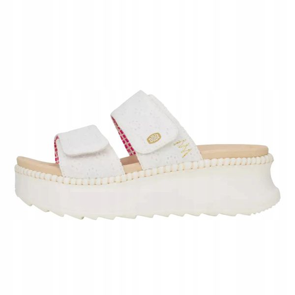 HeyDude Damskie Klapki Delray Slide Eyelet. Białe klapki damskie Hey dude, bez wzorów, z materiału, bez obcasa. Za 199.00 zł.