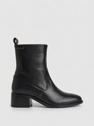 Pepe Jeans FOOTWEAR Skórzane botki "Bonnie Covert" w kolorze czarnym rozmiar: 36. Czarne botki damskie Pepe Jeans FOOTWEAR, z jeansu, eleganckie, bez obcasa, bez zapięcia. Za 219.60 zł.