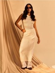 Swetrowa sukienka maxi z bawełną - kremowy. Białe sukienki damskie Sinsay, l, bez wzorów, z bawełny, bez kołnierzyka, bez ramiączek, maxi. Za 59.99 zł.