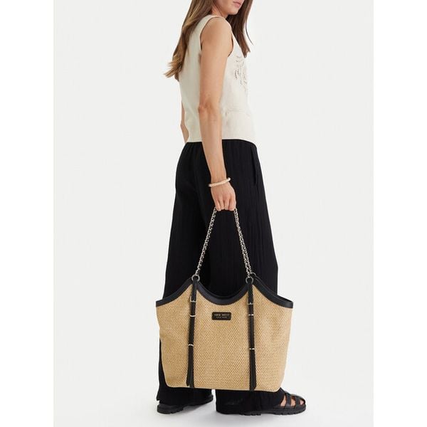 Torebka Nine West. Brązowe torebki klasyczne damskie Nine West, bez wzorów, bez dodatków. Za 319.99 zł.