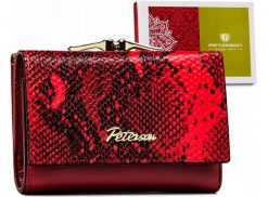 Skórzany portfel damski z wężowym wzorem - Peterson. Czerwone portfele damskie Peterson, bez wzorów, ze skóry. Za 125.99 zł.