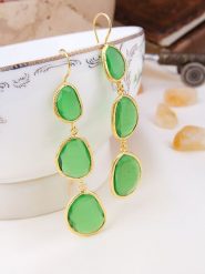 L'Atelier de Gaia Pozłacane kolczyki z kocim okiem rozmiar: onesize. Zielone kolczyki damskie L'Atelier de Gaia, pozłacane, z zapięciem typu bigiel. Za 43.99 zł.