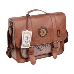 Torba na ramię Cerda Harry Potter. Brązowe torebki klasyczne damskie CERDA, bez wzorów, z materiału, duże, z nadrukiem, bez dodatków. Za 230.00 zł.