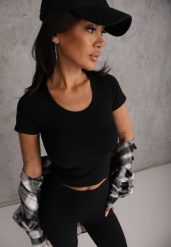 Czarny Krótki T-shirt Basic z Okrągłym Dekoltem Gresalor. Czarne t-shirty damskie Renee, m, bez wzorów, z jeansu, bez kołnierzyka. Za 49.99 zł.