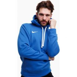 Bluza bawełniana męska Nike Team Club 20 Hoodie. Białe bluzy bez kaptura męskie Nike, bez wzorów, z bawełny, sportowe, bez kołnierzyka, bez ramiączek. Za 195.00 zł.
