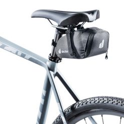 Torba podsiodłowa Deuter BIKE BAG 0,8L. Czarne torebki klasyczne damskie Deuter, bez wzorów, bez dodatków. Za 83.99 zł.