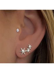 Les Favorites Srebrne kolczyki-wkrętki rozmiar: onesize. Szare kolczyki damskie Les Favorites, srebrne. Za 108.99 zł.